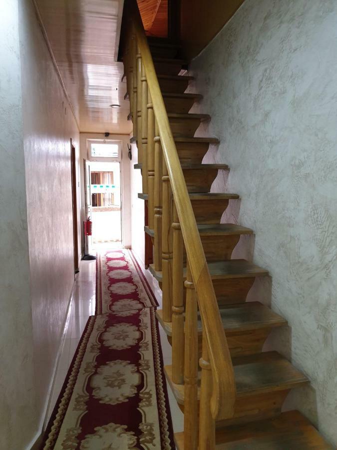 Hotel Old Star Batumi Eksteriør bilde